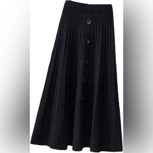 Midi Length Elastic Waist with faux buttons skirt (NWT)